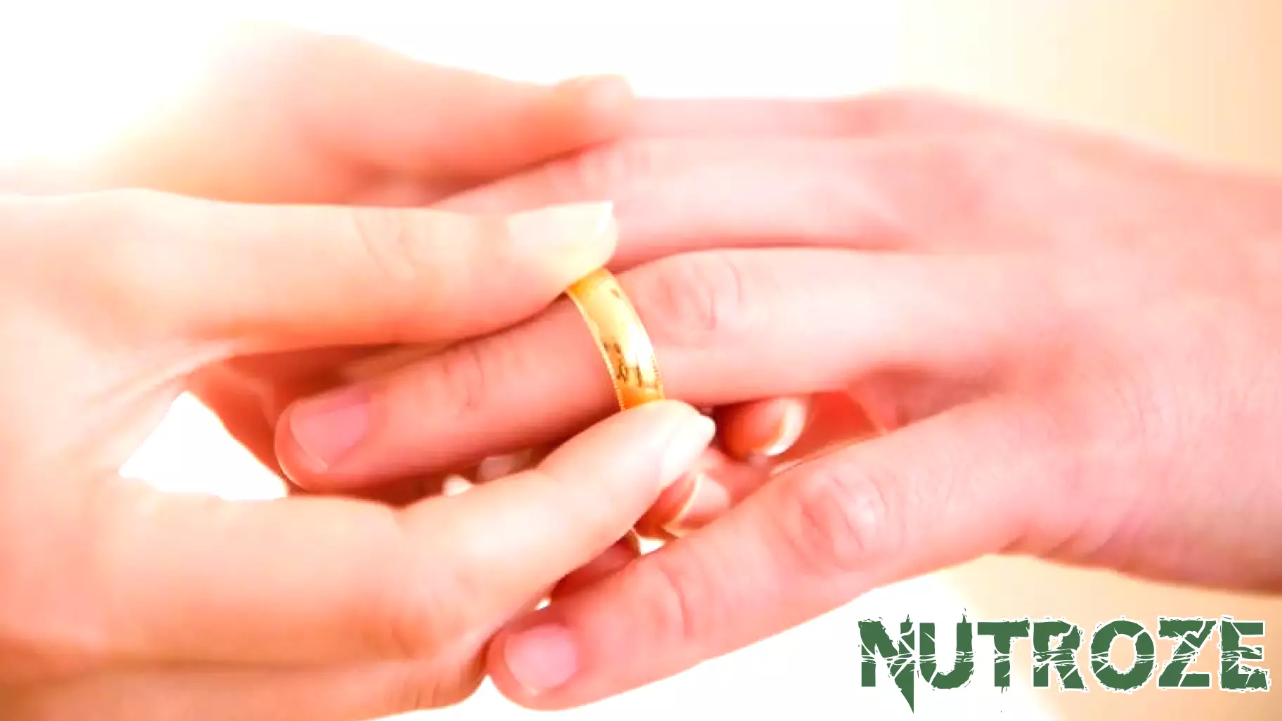 Should’ve put a ring on it? Maybe! Marriage is linked to lower risk of cancer